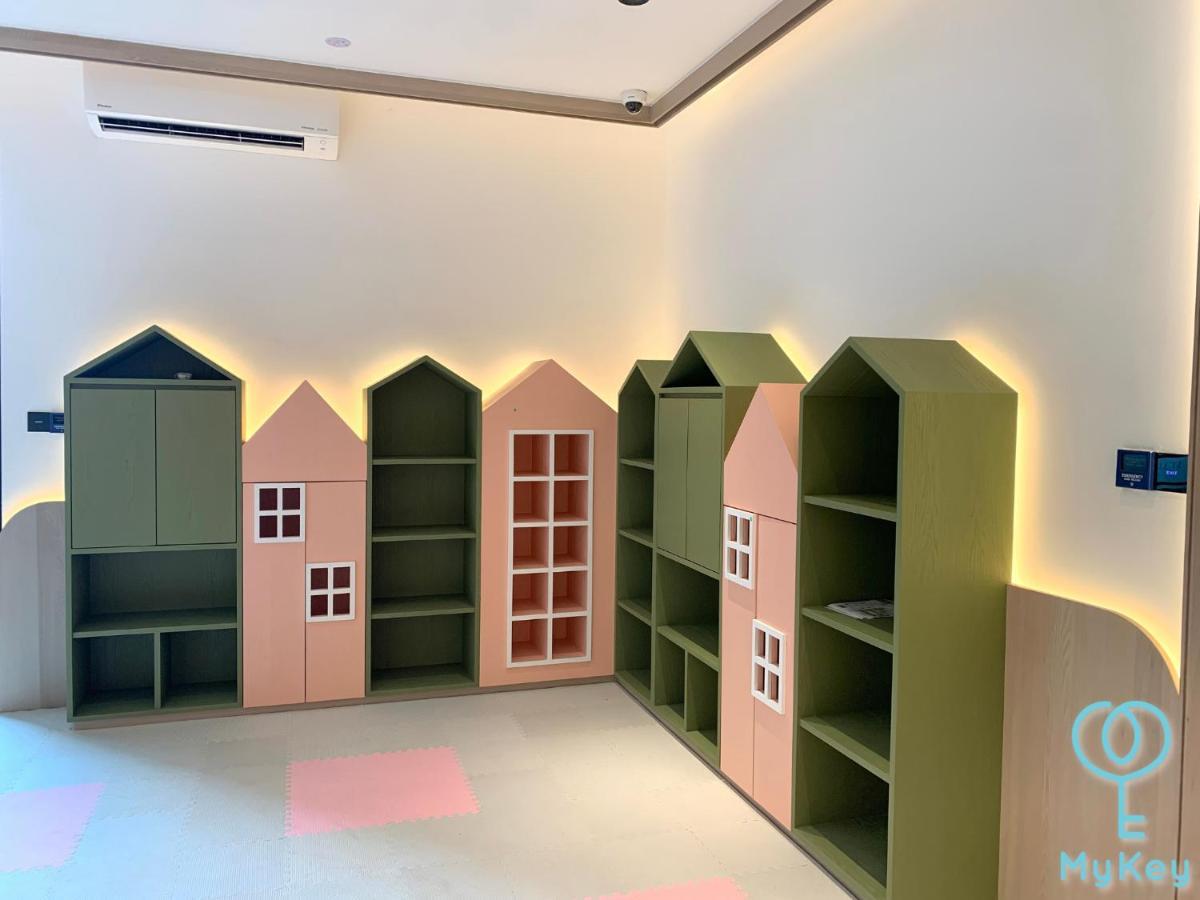 Scarletz Suites By Mykey Kuala Lumpur Kültér fotó Library
