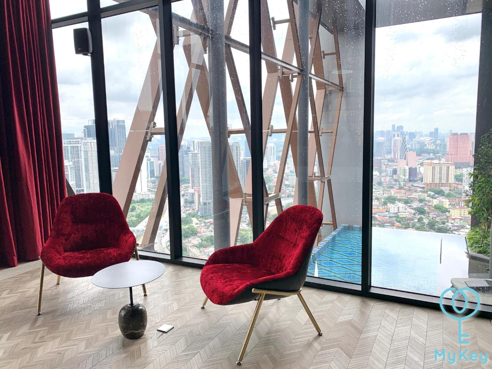Scarletz Suites By Mykey Kuala Lumpur Kültér fotó Sky Pool
