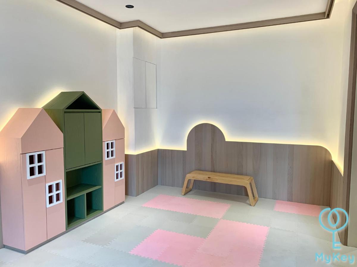 Scarletz Suites By Mykey Kuala Lumpur Kültér fotó The Nursery