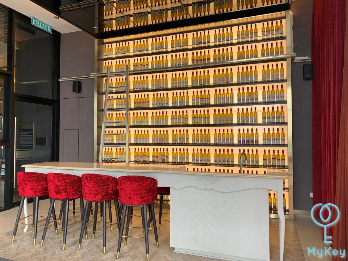 Scarletz Suites By Mykey Kuala Lumpur Kültér fotó 3D rendering of a bar